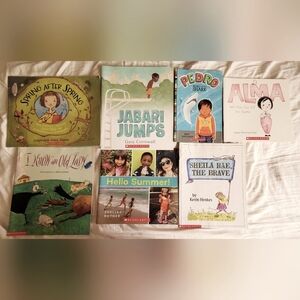 Kids book bundle lot